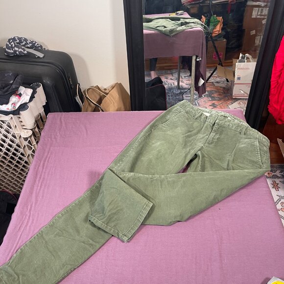 Olive Green Khakis by Gap skinny size 2 with 25" inseam - like NEW - Picture 5 of 7